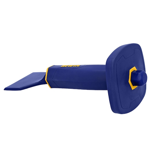 IRWIN 1992682 IRWIN 3 in Guarded Brick Cold Chisel  3/4 forward view.
